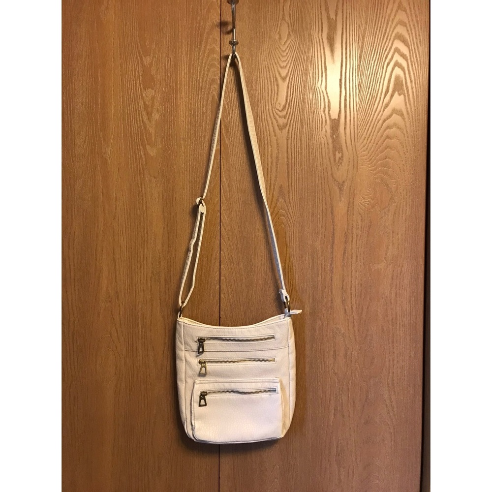 Crossbody purse